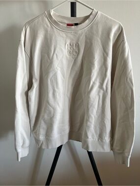 HUGO Cream Embossed Logo Crewneck Sweatshirt / Cream Size Medium
